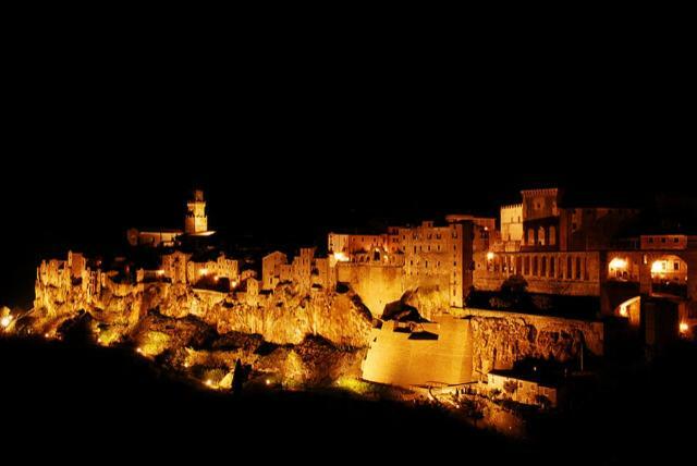 Cittadella 13 Romantic House Pitigliano Kültér fotó